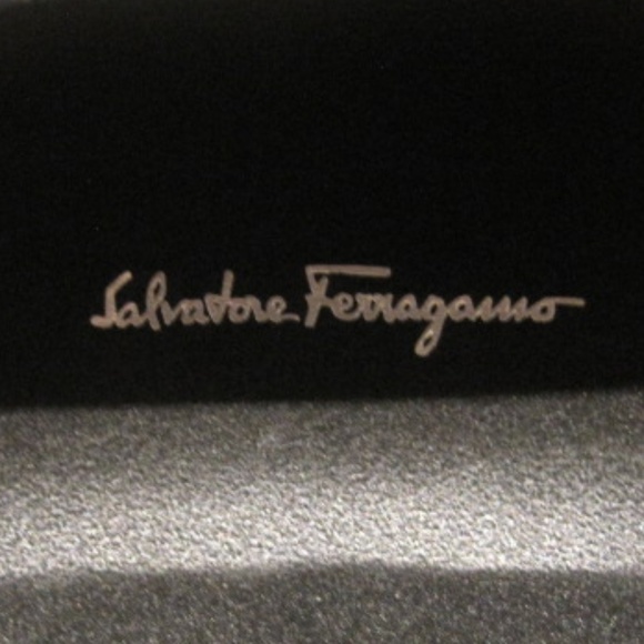 Salvatore Ferragamo large Sunglass/Eyeglass holder - Picture 3 of 7